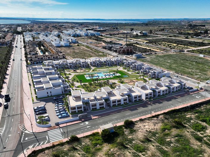 Image No.19-2 Bed Apartment for sale