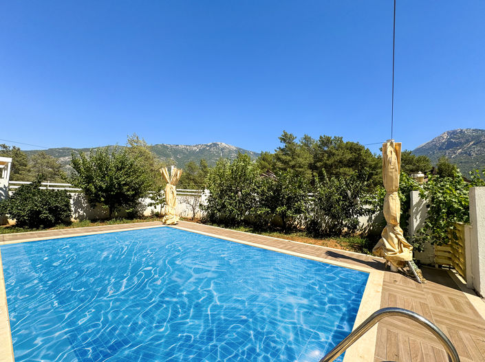 Image No.3-Maison / Villa de 5 chambres à vendre à Ölüdeniz