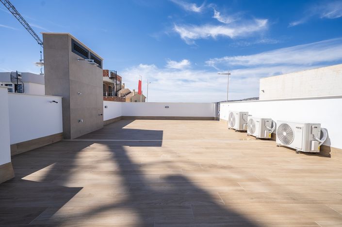 Image No.20-6 Bed House/Villa for sale