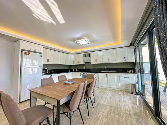 Image No.6-5 Bed House/Villa for sale