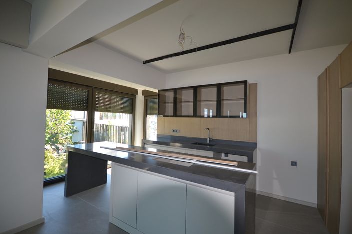 Image No.20-3 Bed Apartment for sale