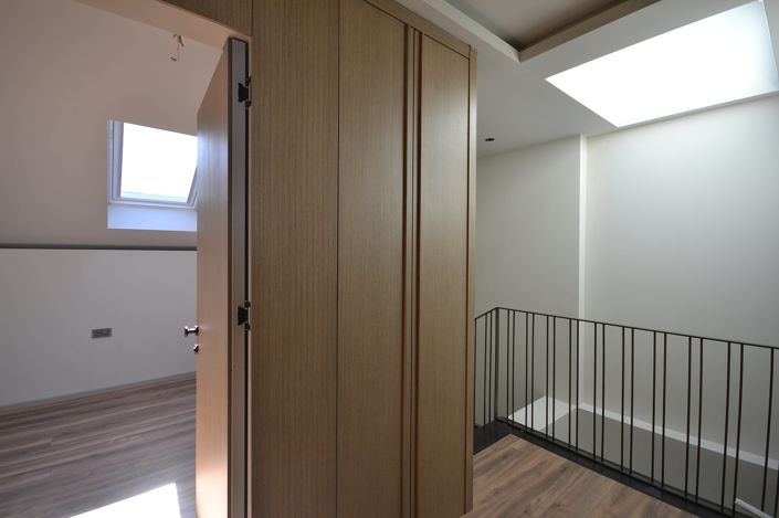 Image No.23-3 Bed Apartment for sale