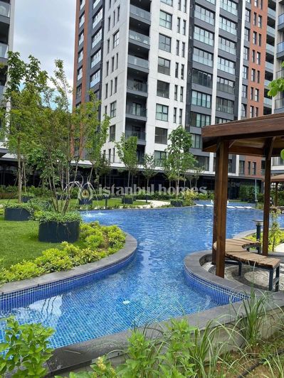 Image No.10-3 Bed Apartment for sale