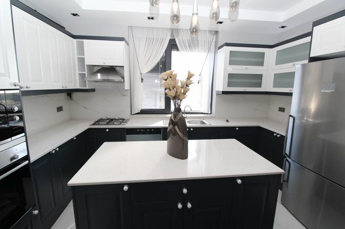 Image No.32-5 Bed Apartment for sale