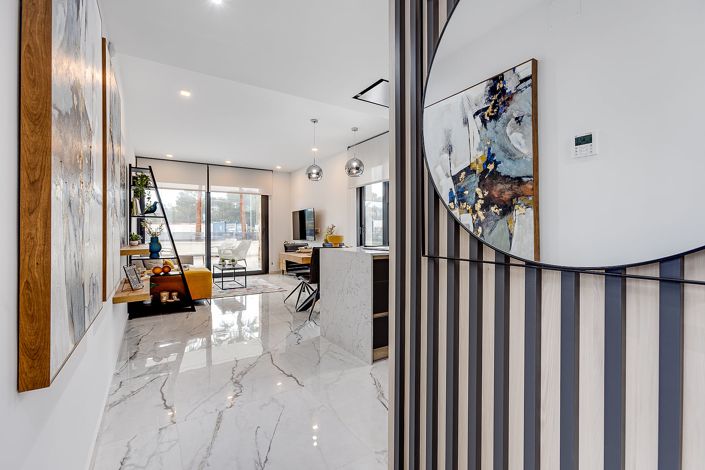 Image No.18-2 Bed Apartment for sale