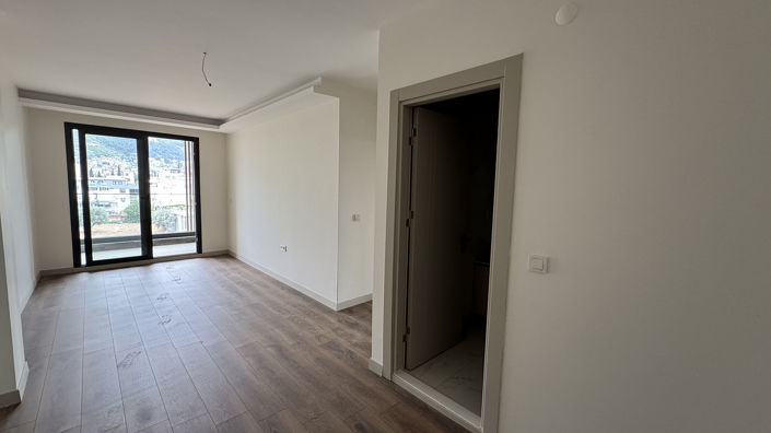 Image No.35-2 Bed Apartment for sale