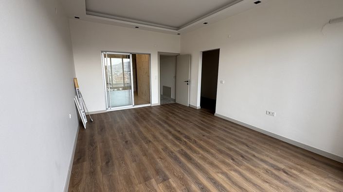 Image No.28-3 Bed Apartment for sale