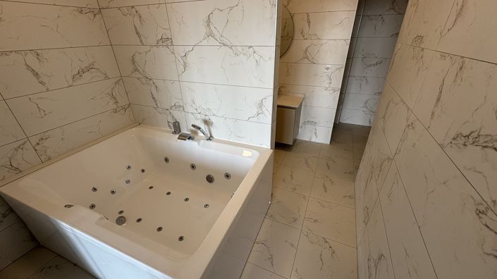 Image No.31-3 Bed Apartment for sale