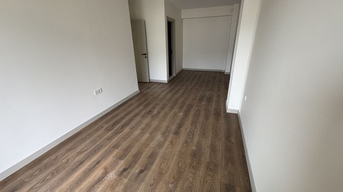 Image No.36-3 Bed Apartment for sale