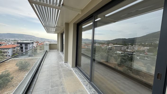 Image No.42-3 Bed Apartment for sale