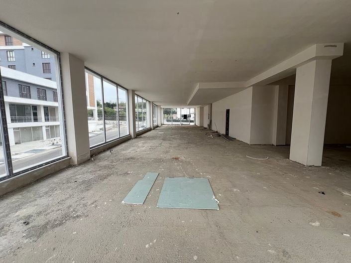 Image No.3-1 Bed Commercial for sale