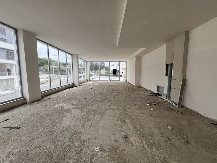 Image No.4-1 Bed Commercial for sale