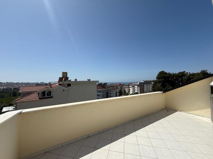 Image No.18-2 Bed Apartment for sale