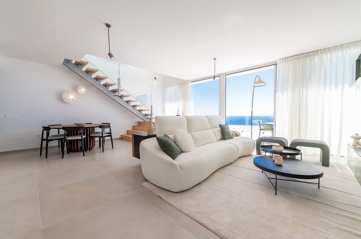 Image No.15-3 Bed Apartment for sale