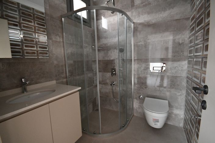 Image No.28-1 Bed Apartment for sale