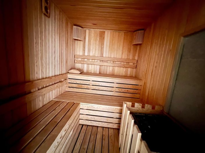 Image No.17-4 Bed Apartment for sale