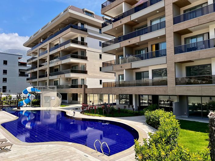 Image No.6-4 Bed Apartment for sale