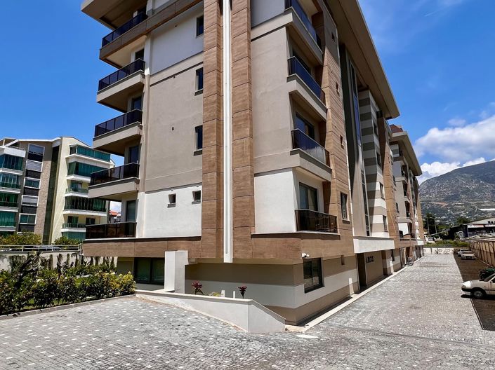 Image No.7-4 Bed Apartment for sale