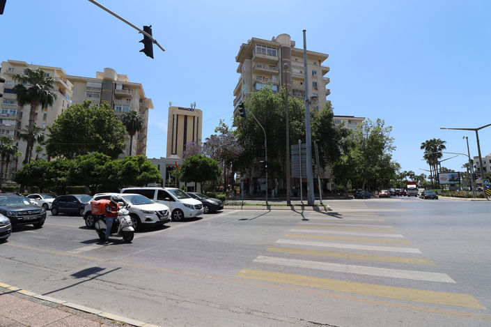 Image No.22-2 Bed Commercial for sale