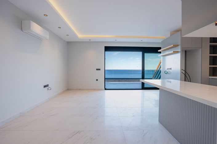 Image No.38-3 Bed Apartment for sale