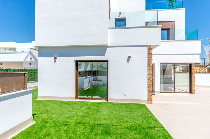 Image No.10-3 Bed House/Villa for sale