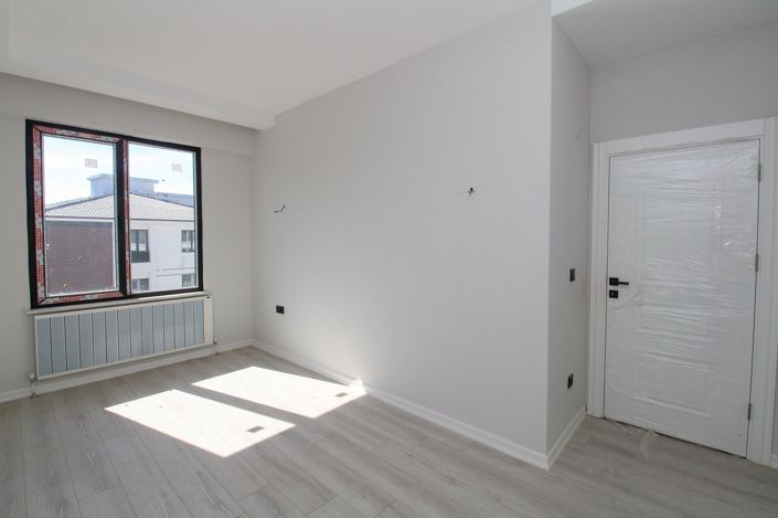 Image No.20-5 Bed Apartment for sale