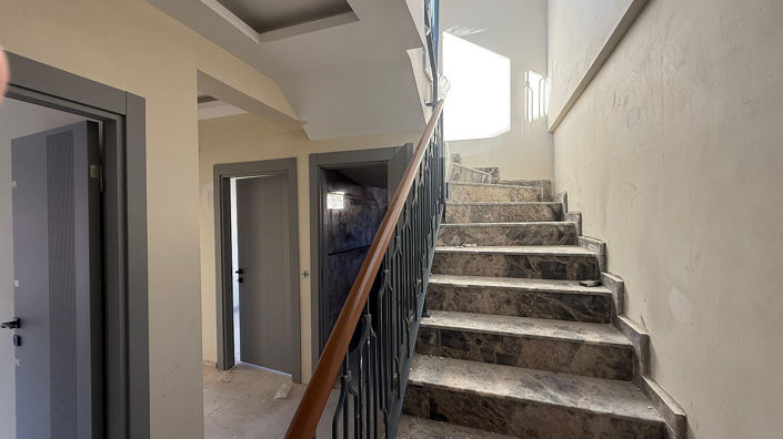 Image No.24-2 Bed Apartment for sale