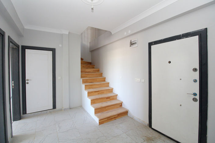 Image No.26-4 Bed Apartment for sale