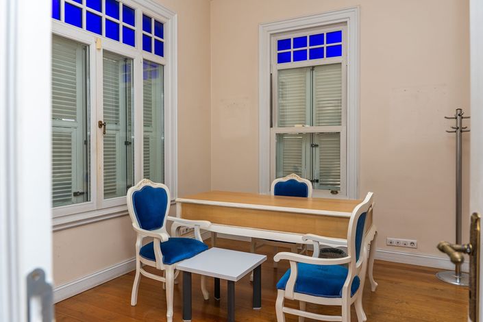 Image No.9-7 Bed House/Villa for sale