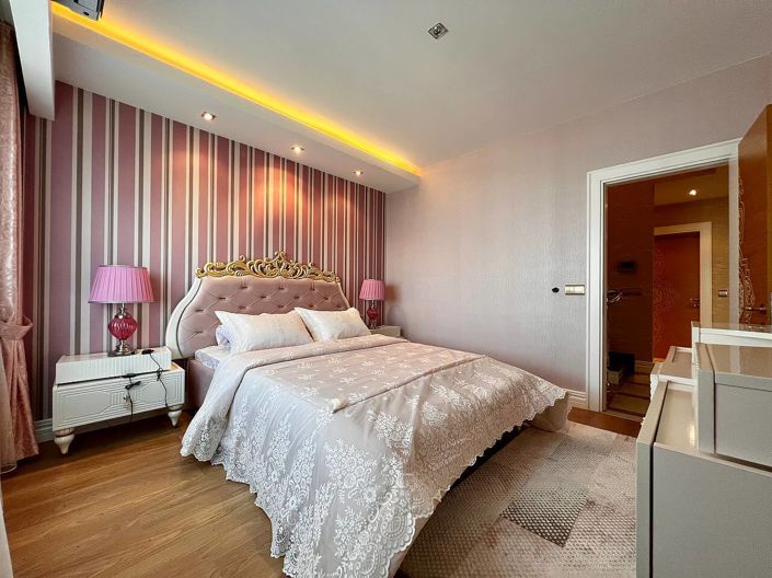 Image No.40-4 Bed Apartment for sale