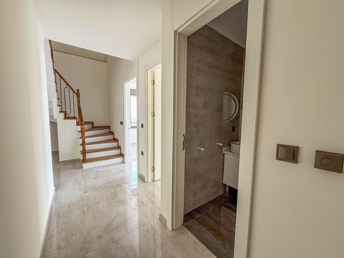 Image No.19-2 Bed Apartment for sale