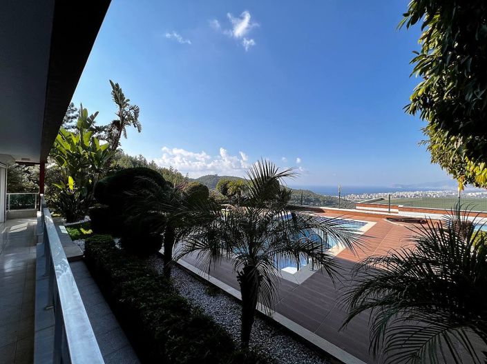 Image No.13-4 Bed House/Villa for sale