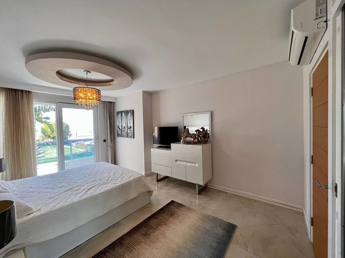 Image No.25-4 Bed House/Villa for sale