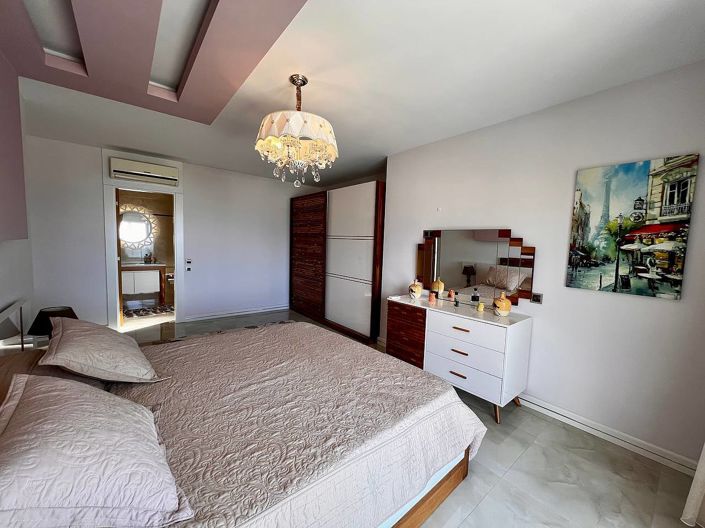 Image No.30-4 Bed House/Villa for sale