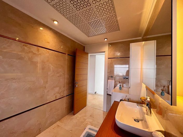 Image No.45-4 Bed House/Villa for sale