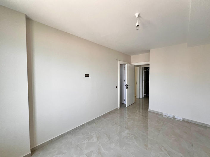 Image No.24-2 Bed Apartment for sale