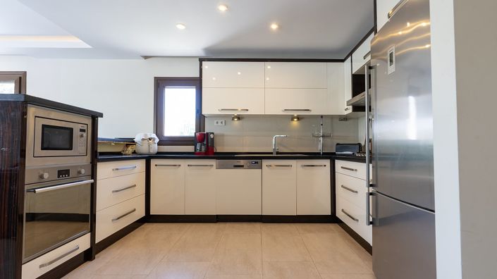 Image No.32-4 Bed House/Villa for sale