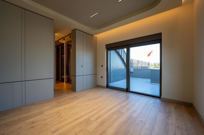 Image No.24-Maison / Villa de 4 chambres à vendre à Güzeloba