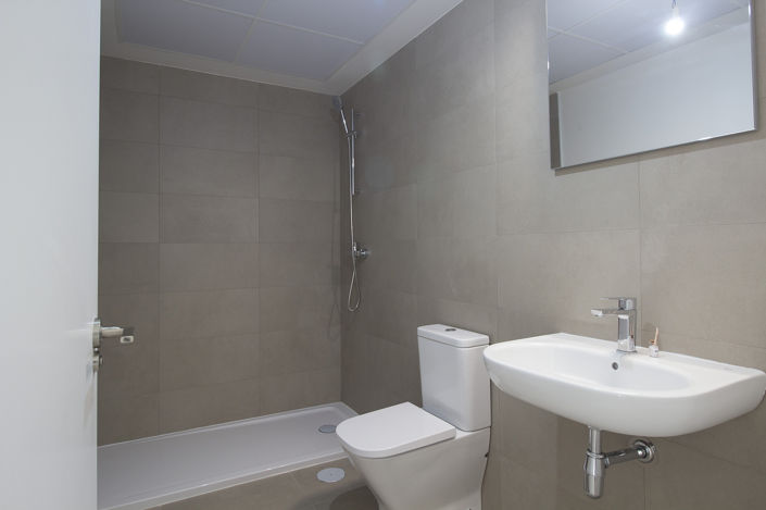 Image No.18-4 Bed Apartment for sale