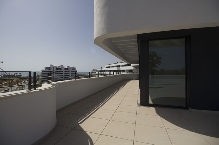 Image No.22-4 Bed Apartment for sale