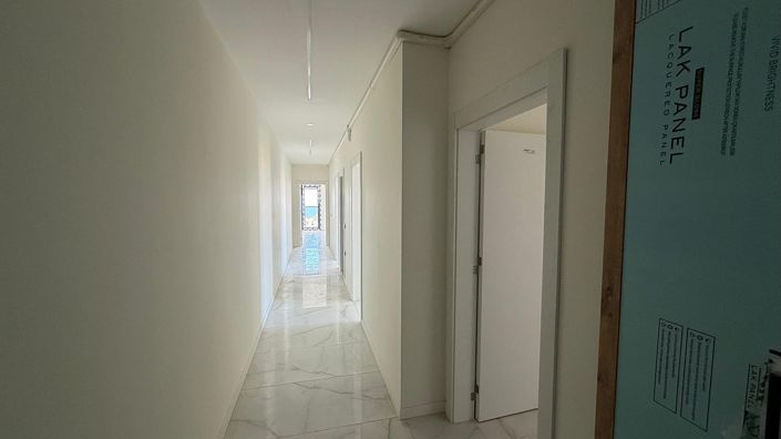 Image No.25-3 Bed Apartment for sale