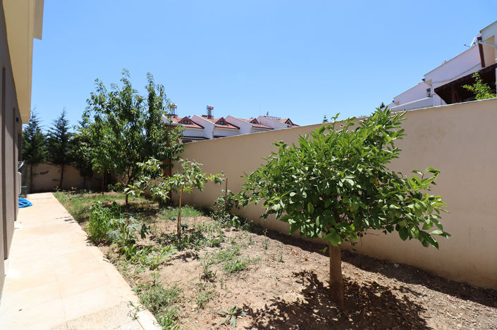 Image No.6-5 Bed House/Villa for sale