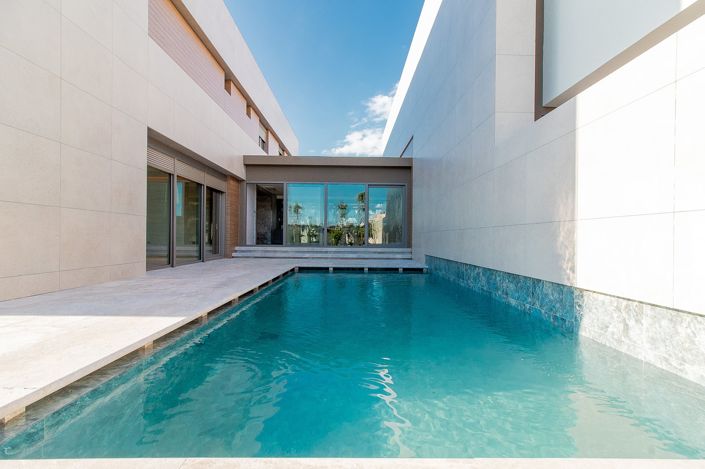 Image No.6-Maison / Villa de 6 chambres à vendre à Güzeloba