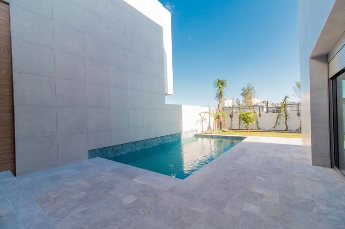 Image No.5-Maison / Villa de 6 chambres à vendre à Güzeloba