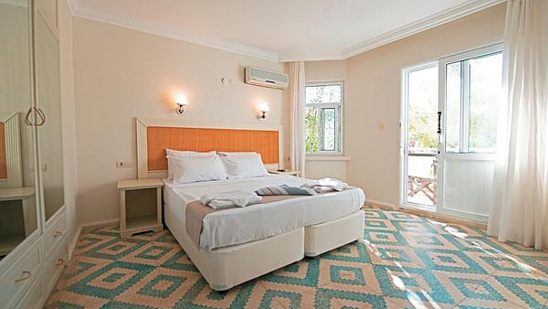 Image No.20-30 Bed Commercial for sale