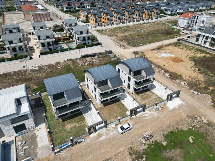 Image No.2-5 Bed House/Villa for sale