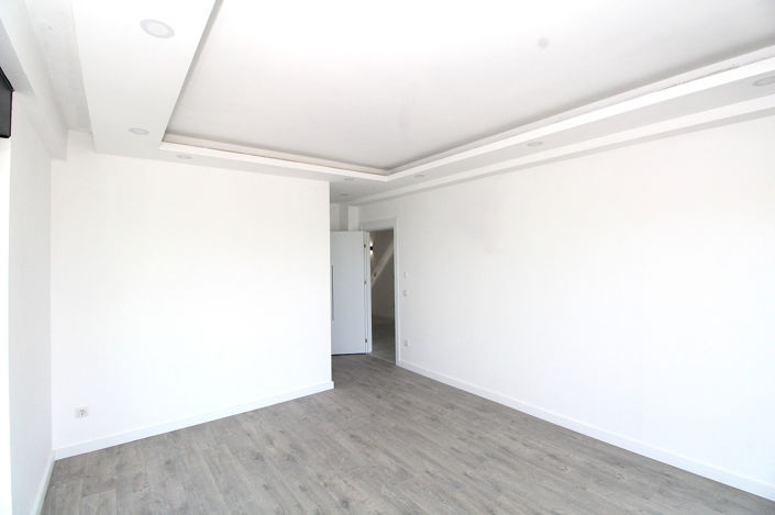 Image No.23-5 Bed House/Villa for sale