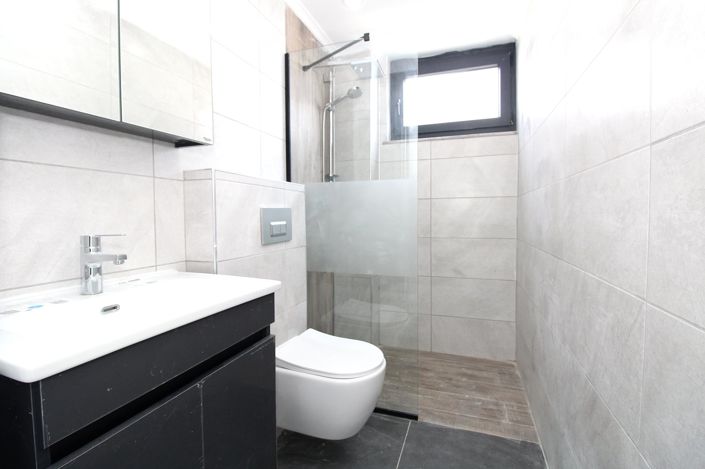 Image No.30-5 Bed House/Villa for sale