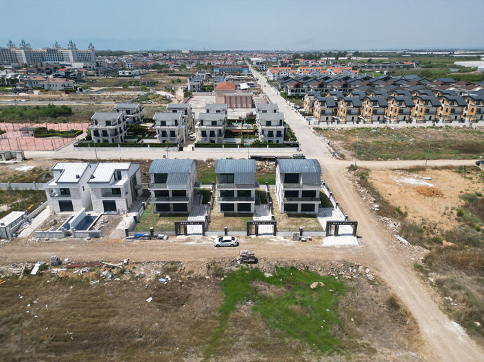 Image No.8-5 Bed House/Villa for sale