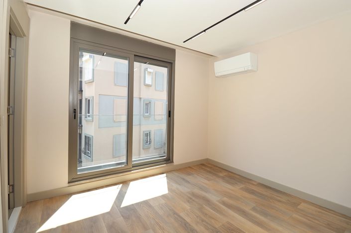 Image No.27-4 Bed Apartment for sale